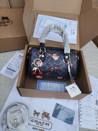 كوتش كرز ماستر طبق الاصل