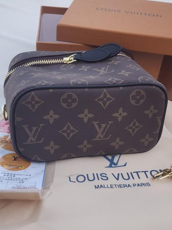 لويس فيتون مكياج