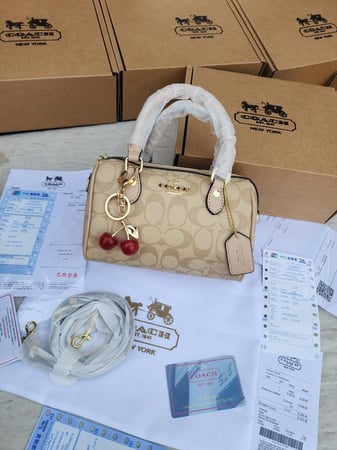 كوتش كرز ماستر طبق الاصل