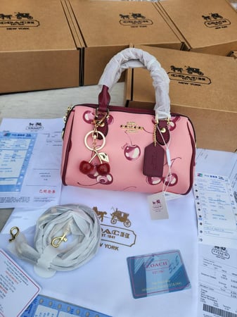 كوتش كرز ماستر طبق الاصل