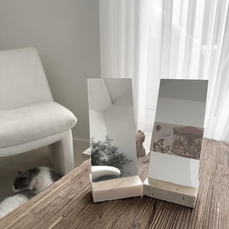 توزيعة المرايا الرخامية