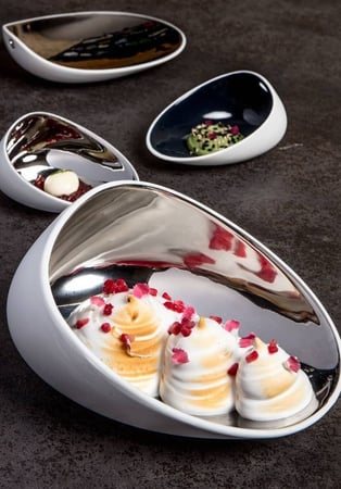 طبق بورسلين فضي _كبير