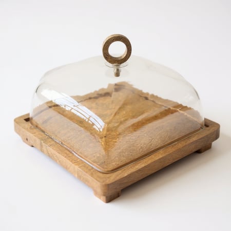 صحن زجاج بقاعدة خشب هندي