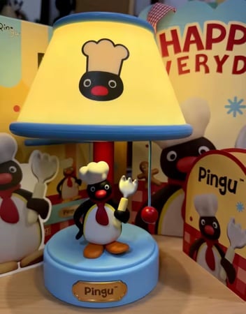 مصباح Pingu مع مجسم – إصدار محدود
