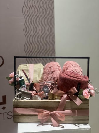 هدية بينك ليدي 1