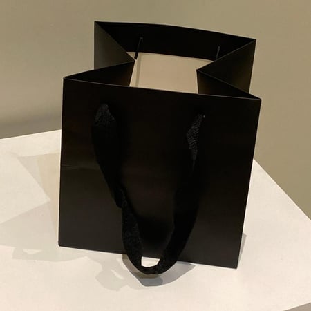 اكياس هدايا ورق