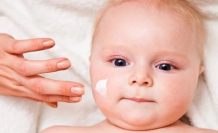 كريم مرطب للاطفال