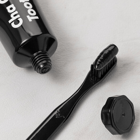 فرشة اسنان تشا تشا سوداء من اونبا