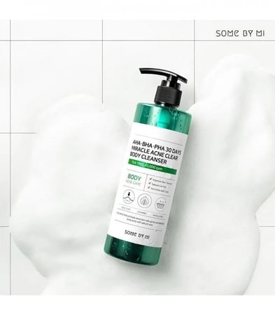 منظف الجسم لحب الشباب