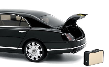 RARE Used Bentley Mulsanne Grand Limousine Mulliner Black 1:18 Almost Real 830602