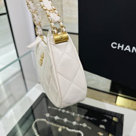 SIZE: 13.5x23.5x5.3cm