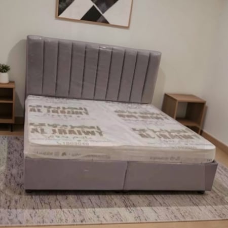 سرير نفرين بقماش شمواه وعملية فائقة وأناقة عصرية