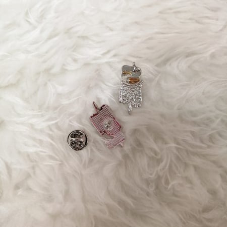 بروش طبي -طبيب الباطنة  ( الأمعاء ) فضي