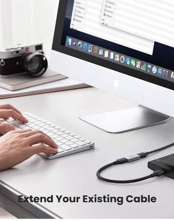 يوجرين محول USB 3.0 أنثى إلى أنثى لتمديد الكابلات سرعة نقل 5Gbps وهيكل متين أسود US381
