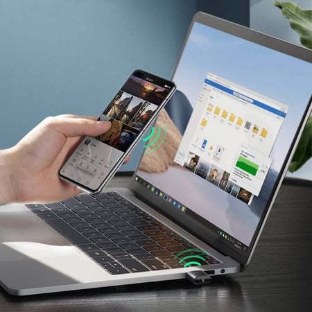 يوجرين محول بلوتوث 5.0 لاسلكي ومنفذ USB-A للكمبيوتر أسود - 80889