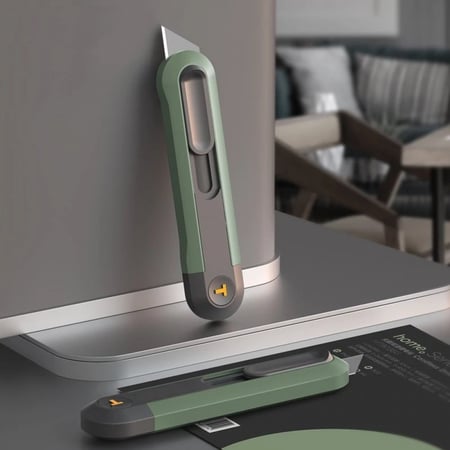 سكين مشرط مع 10 شفرات الألومنيوم AAA067