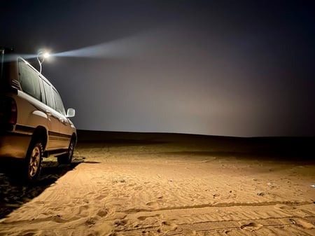 لمبة تخييم ورحلات باضاءة بيضاء بدون اسلاك تعمل لمدة طويلة من خلال بطار