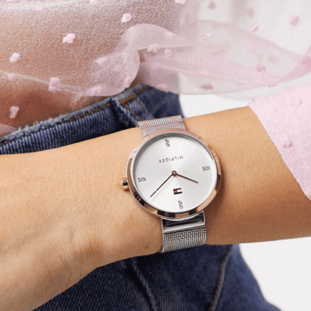 ساعة تومي هيليفيغر