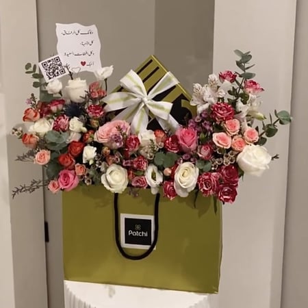باتشي مع ورد