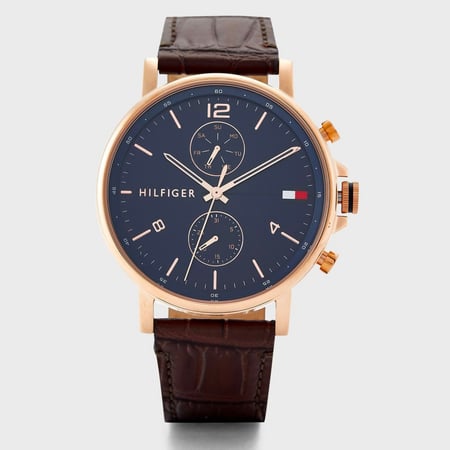 ساعة تومي هيلفيغر
