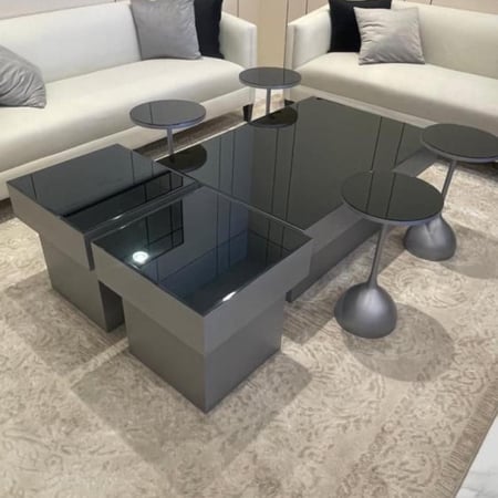 طقم طاولات حبه كبيره و ٤ خدمه و حبتين زوايا