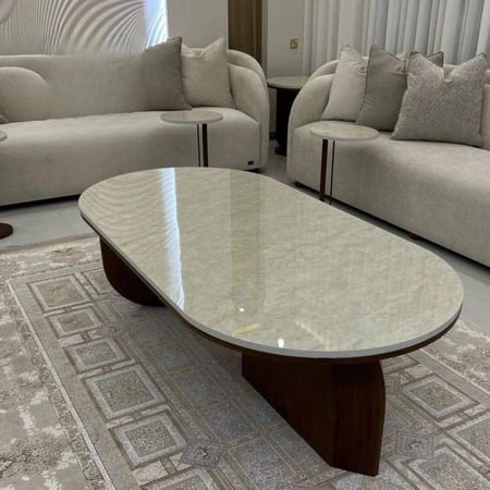 طاوله ضيافه مع اربع طاولات خدمه