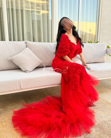 فستان سهره احمر مطرز  ورد احمر