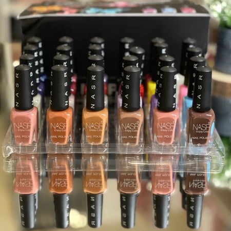 بوكس مناكيرB  متعدد اللوان ثابت مكون من 24 لون