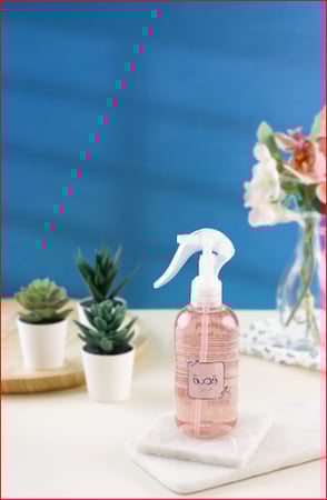 معطرات قصة للمفارش