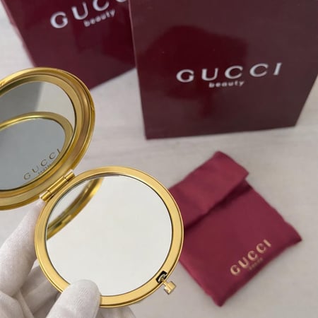 مرايا غوتشي