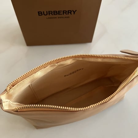 شنطة مكياج بربري