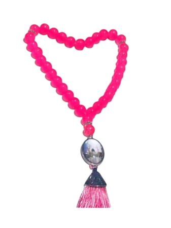 سبحة - سبحة بتصميم الروضة الشريفة - اللون الزهري Rosary - Rosary with the design of the Holy Shrine - Pink color, price 4 riyals