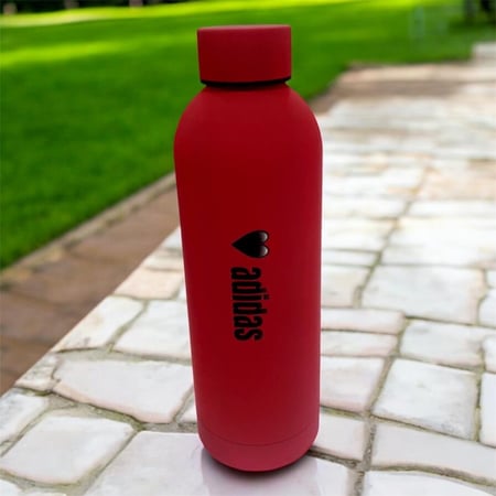 قارورة من الفولاذ المقاوم للصدأ ( شعار اديداس )