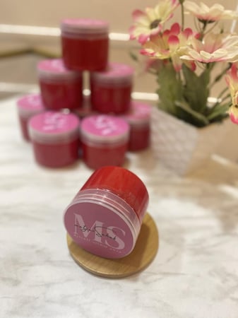 مقشر شفايف بالعكر الفاسي الحجم 200مل