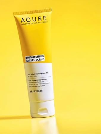 اكيور مقشر للوجه