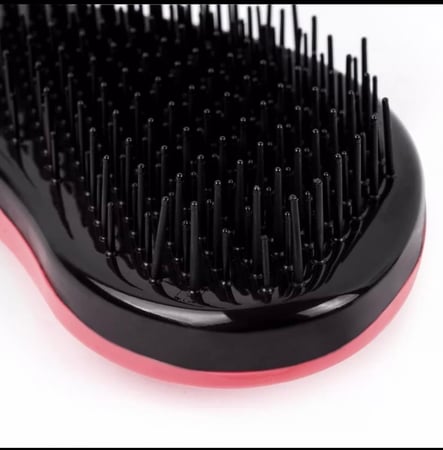 مشط فك تشابك الشعر