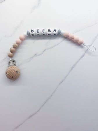 تعليقة مصاصة للطفل ( بنت )