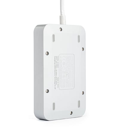 LDNO توصيله كهربائيه لدنيو مقاومه للحريق بثلاث مقابس للكهرباء  و 6 منافذ للشحن USB