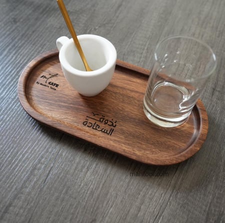 صينية اسبرسو بيضاوية من خشب الجوز