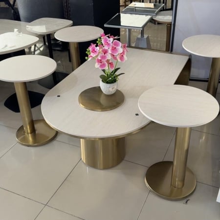 طقم طاولات ضيافة