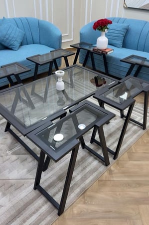 طاولات ضيافة