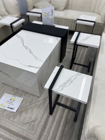طاولات ضيافة
