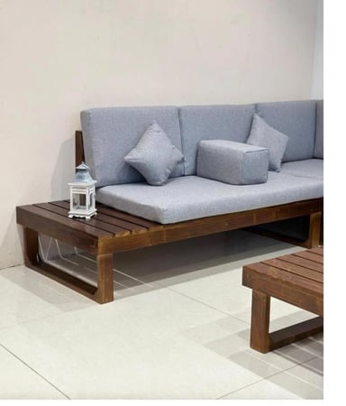 جلسة خارجية 7 أشخاص