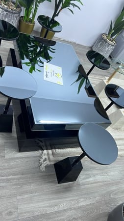 طاولات ضيافة