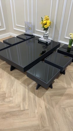 طاوله ارضي خشب