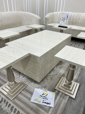طاولات ضيافة
