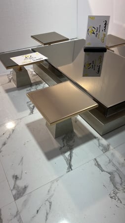 طاولات ضيافة