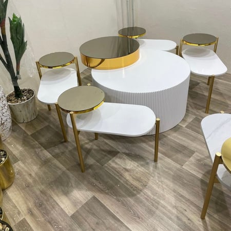 طاولات ضيافة