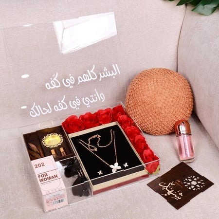 عطر نسائي فاخر 100 مل برائحة مميزة وأنيقة
