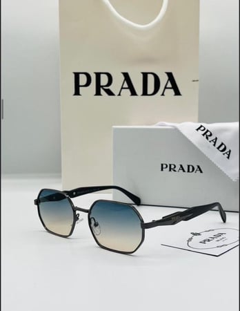 نظارة شمسية مستطيلة عدسات شفافة